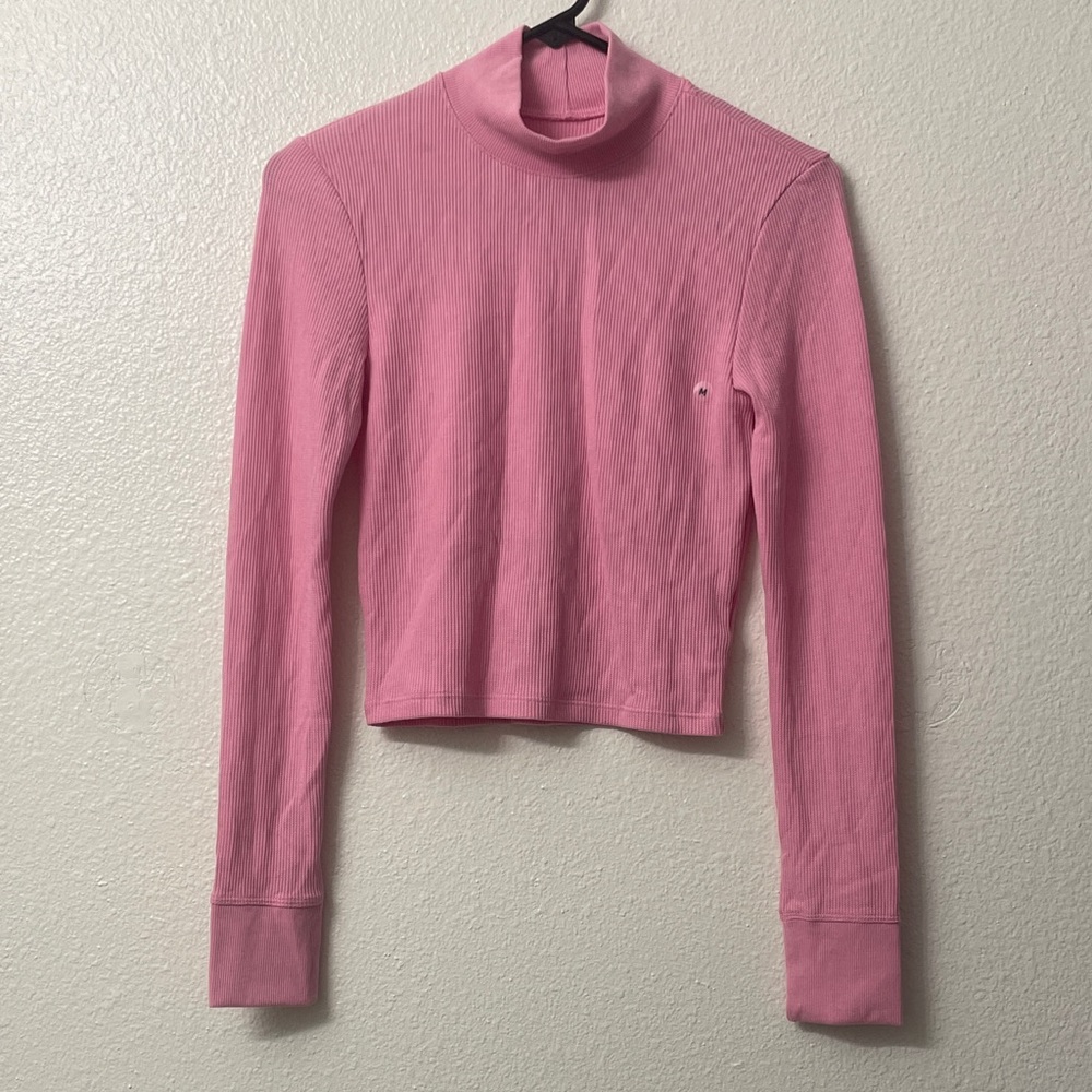 American Eagle Outfitters Pink Long Sleeve Tee